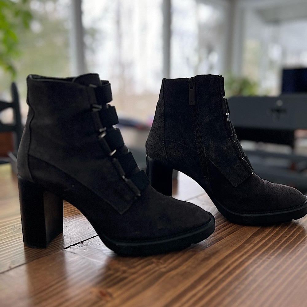Aquatalia Ilisa suede booties- grey - Picture 3 of 6